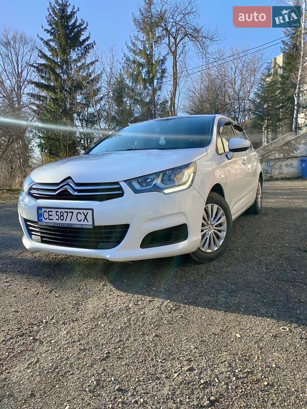 Хэтчбек Citroen C4 2015 в Снятине