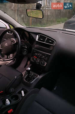 Хэтчбек Citroen C4 2014 в Львове