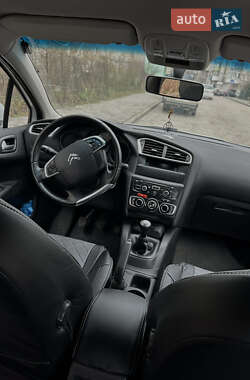 Хэтчбек Citroen C4 2014 в Львове