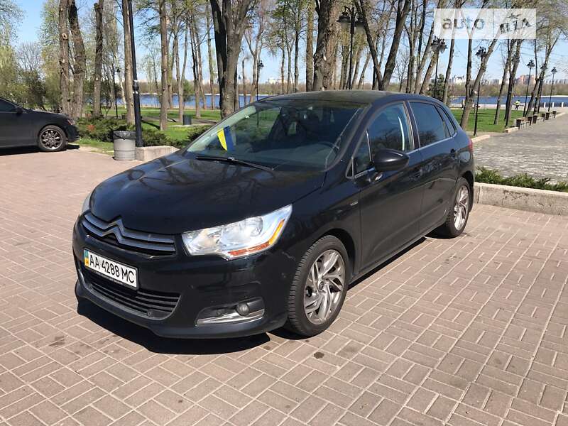 Хетчбек Citroen C4 2012 в Києві