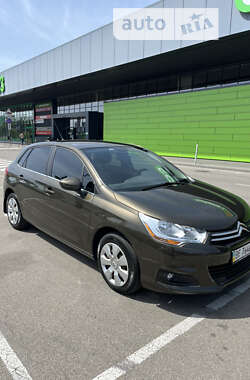 Хэтчбек Citroen C4 2015 в Киеве