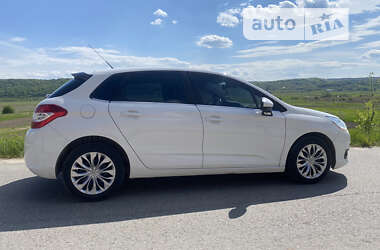 Хэтчбек Citroen C4 2014 в Львове