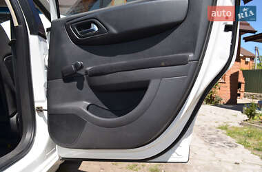 Хэтчбек Citroen C4 2010 в 