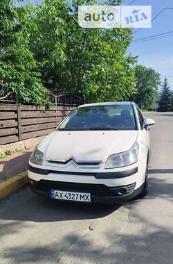 Хетчбек Citroen C4 2008 в Гатне