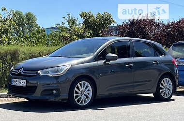 Хэтчбек Citroen C4 2014 в Киеве