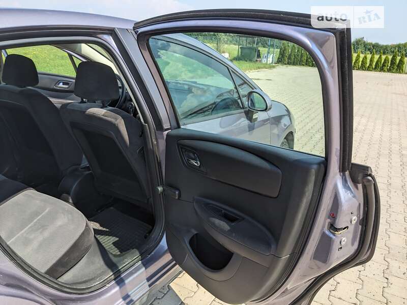 Хэтчбек Citroen C4 2006 в Хусте фото 13 Хэтчбек Citroen C4 2006 в Хусте