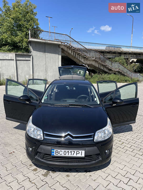 Хэтчбек Citroen C4 2010 в Львове