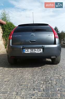 Хэтчбек Citroen C4 2009 в 