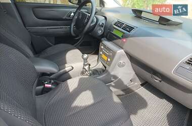 Хэтчбек Citroen C4 2009 в 
