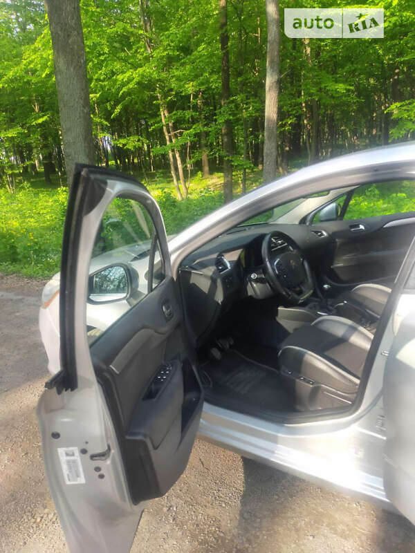 Хетчбек Citroen C4 2012 в Луцьку