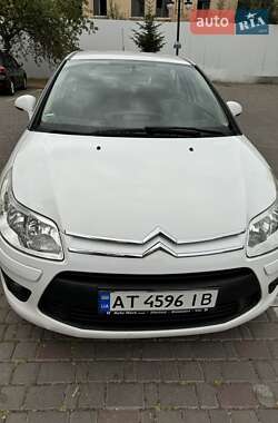 Хэтчбек Citroen C4 2009 в 