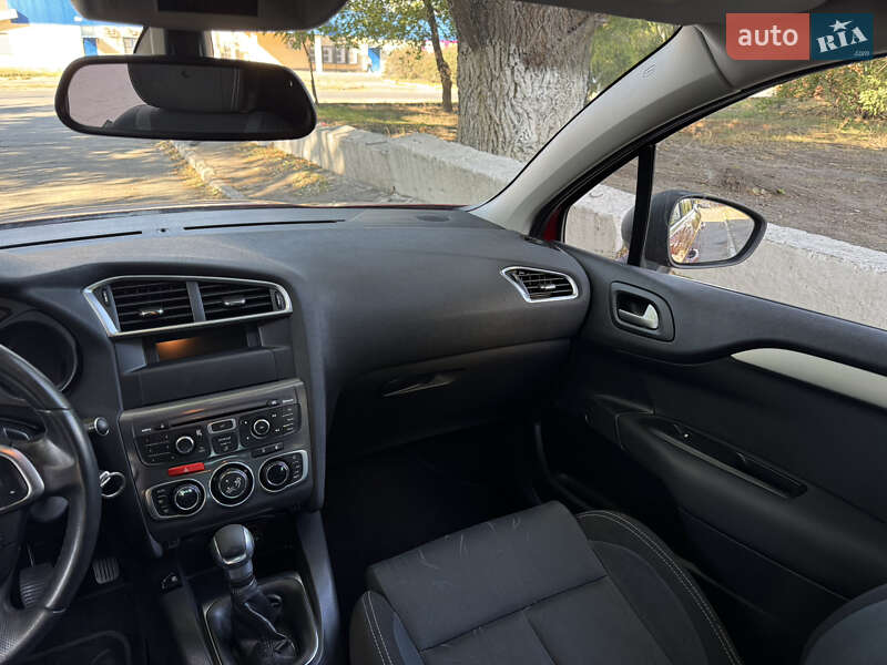 Хэтчбек Citroen C4 2012 в Павлограде