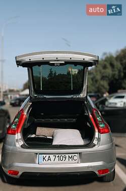 Купе Citroen C4 2006 в  фото 6 Купе Citroen C4 2006 в