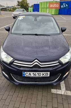Хэтчбек Citroen C4 2015 в 