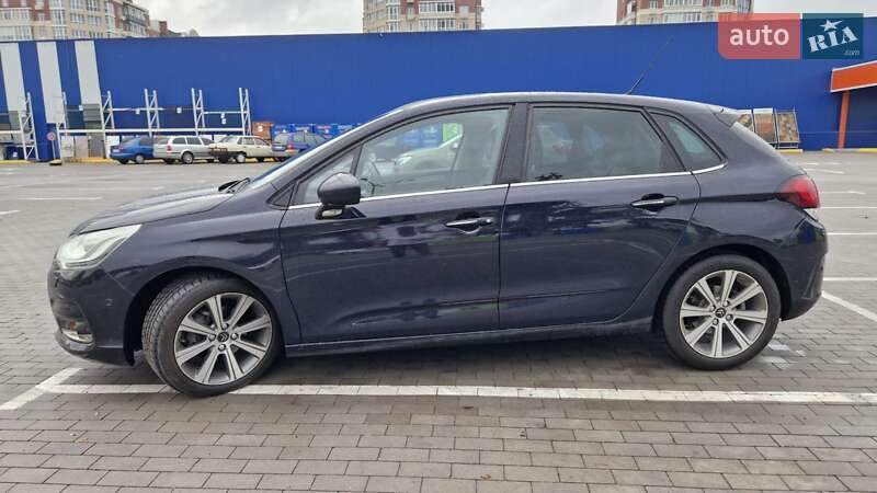 Хетчбек Citroen C4 2015 в Умані