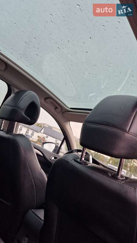 Хетчбек Citroen C4 2015 в Умані