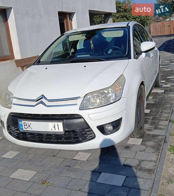 Хетчбек Citroen C4 2010 в Жовкві
