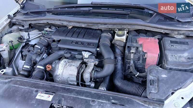 Хетчбек Citroen C4 2010 в Жовкві