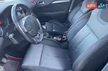 Хетчбек Citroen C4 2010 в 