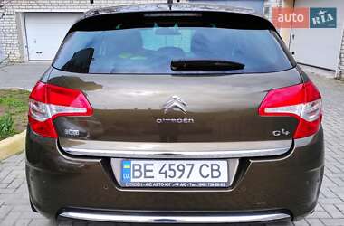 Хэтчбек Citroen C4 2013 в 