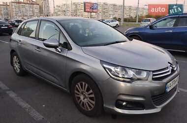 Хэтчбек Citroen C4 2015 в 