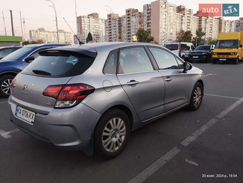 Хэтчбек Citroen C4 2015 в Киеве фото 5 Хэтчбек Citroen C4 2015 в Киеве