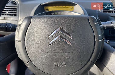 Хэтчбек Citroen C4 2008 в 