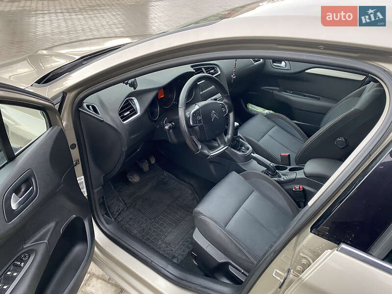Хетчбек Citroen C4 2011 в Івано-Франківську