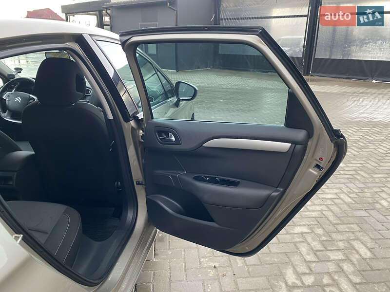 Хетчбек Citroen C4 2011 в Івано-Франківську