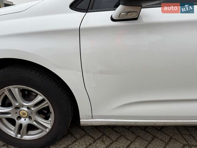 Хэтчбек Citroen C4 2012 в Запорожье