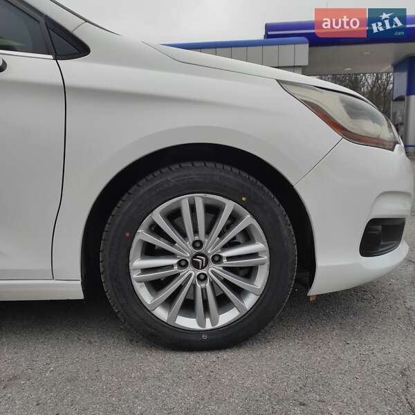 Хетчбек Citroen C4 2010 в Хмільнику
