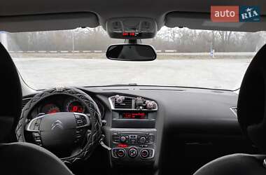 Хэтчбек Citroen C4 2010 в 