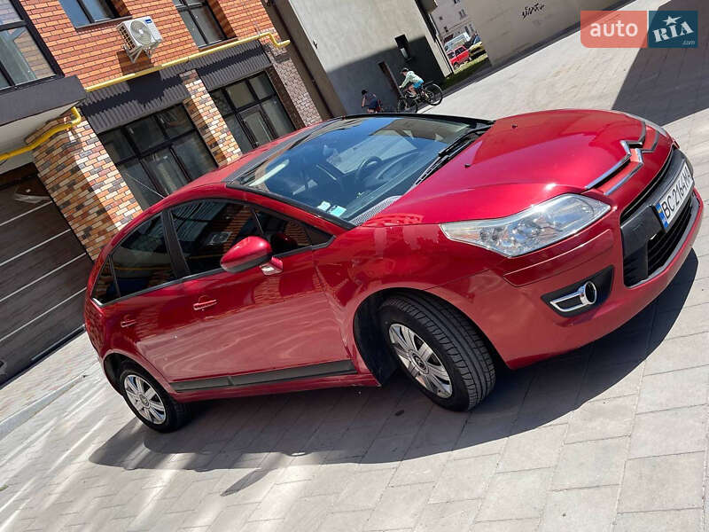 Хетчбек Citroen C4 2010 в Івано-Франківську