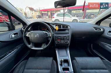 Хэтчбек Citroen C4 2012 в 