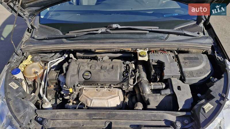 Хэтчбек Citroen C4 2012 в Киеве