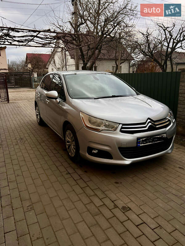 Citroen C4 2011