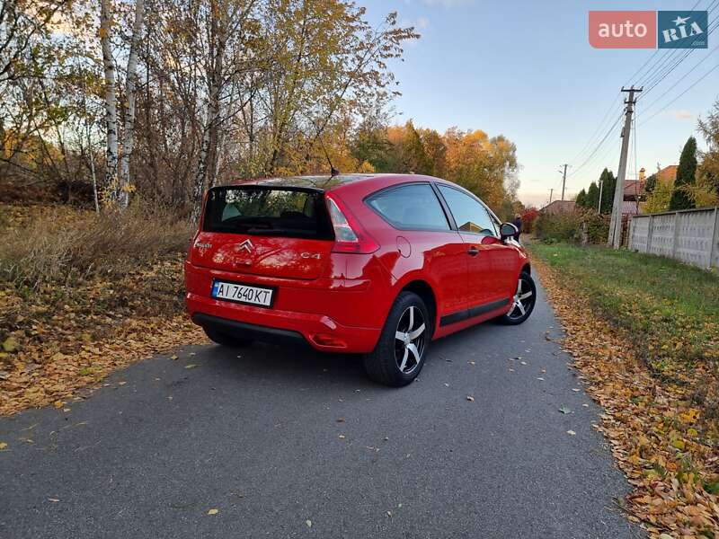 Купе Citroen C4 2008 в Киеве фото 13 Купе Citroen C4 2008 в Киеве
