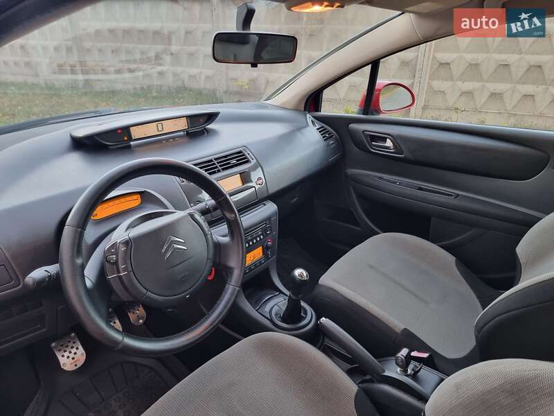 Купе Citroen C4 2008 в Киеве фото 21 Купе Citroen C4 2008 в Киеве