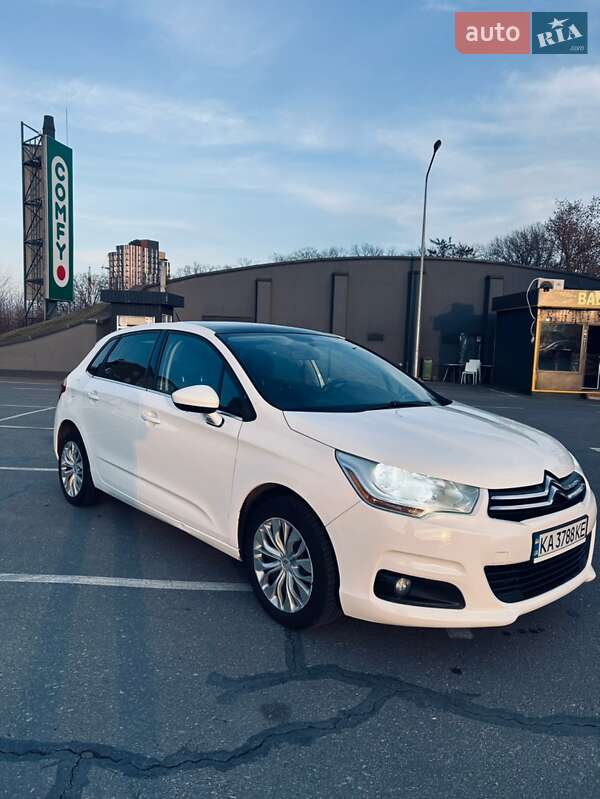 Citroen C4 2011
