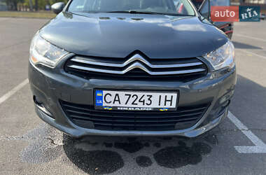Хэтчбек Citroen C4 2012 в 