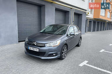 Хэтчбек Citroen C4 2011 в 