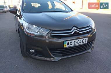 Хэтчбек Citroen C4 2012 в 