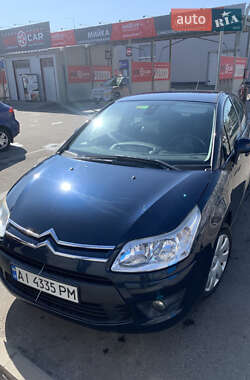 Хэтчбек Citroen C4 2009 в 