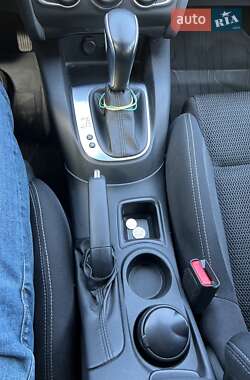 Хэтчбек Citroen C4 2016 в 