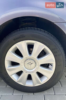 Хэтчбек Citroen C4 2007 в 