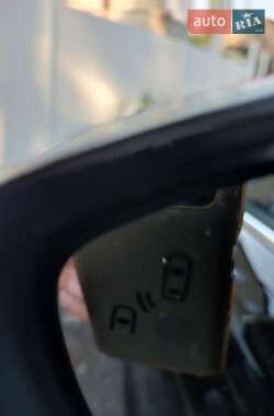 Хетчбек Citroen C4 2012 в 