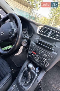 Хэтчбек Citroen C4 2011 в 