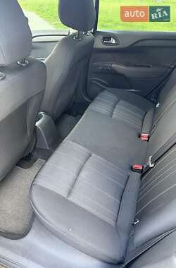 Хэтчбек Citroen C4 2014 в 