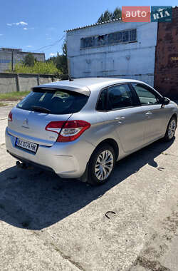 Хетчбек Citroen C4 2011 в 