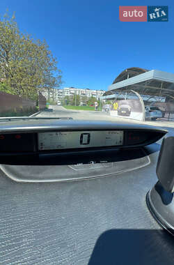 Хэтчбек Citroen C4 2007 в 